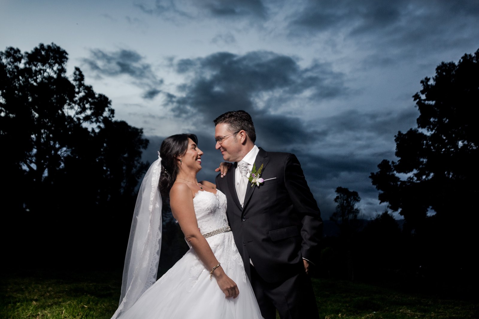 Fotógrafos-de-bodas-en-Colombia-Angela-y-Antonio-49 ANGELA Y ANTONIO