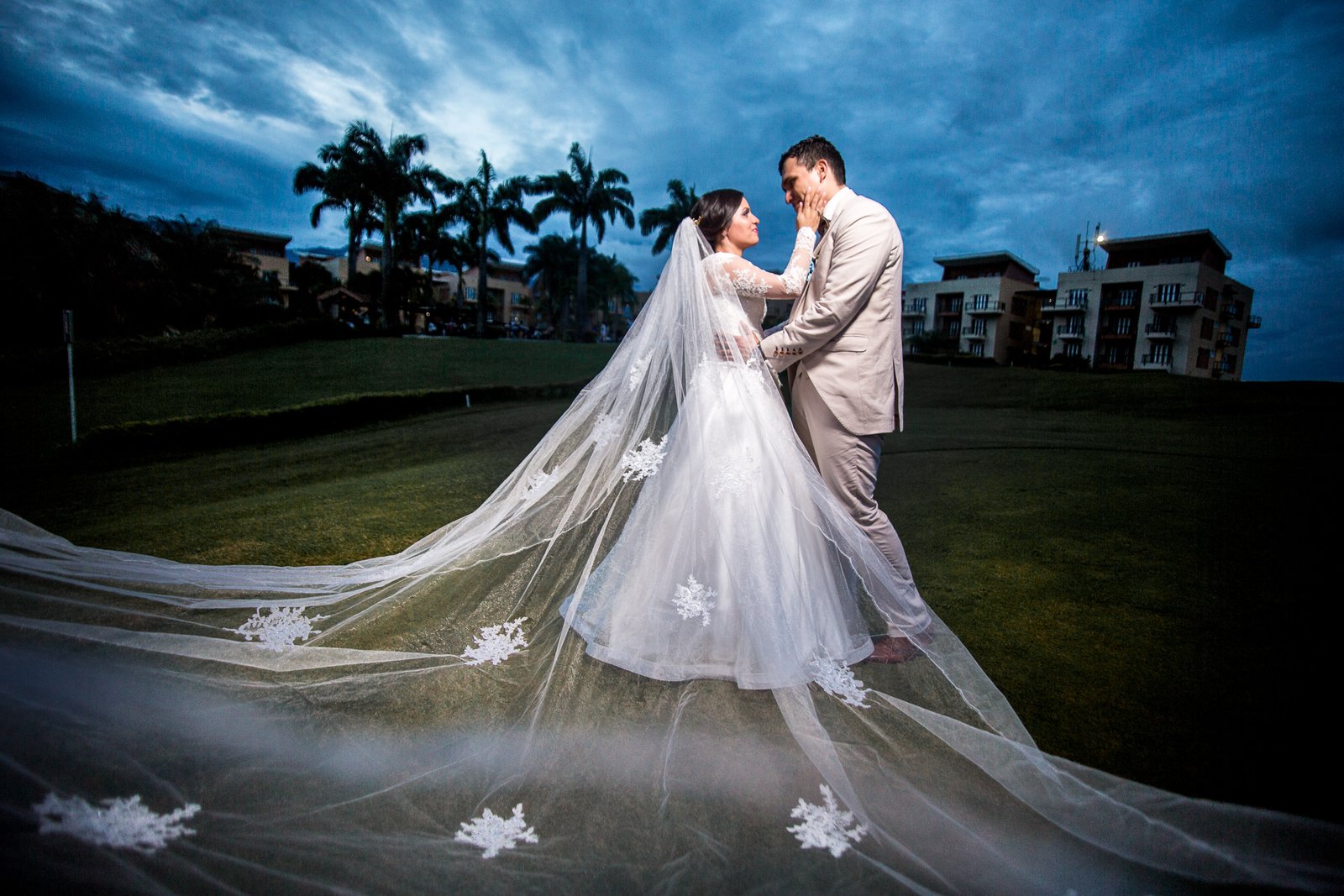 Fotógrafos-de-bodas-en-Colombia-Sthephanie-y-David-40 STEPHANIE + DAVID