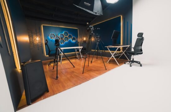polux-studios-set-estudio-17-550x360 Estudio de Grabación en Bogotá